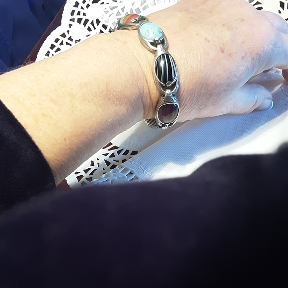 AGATE SCARAB  MULTI-STONE BRACELET - Picture 3 of 5